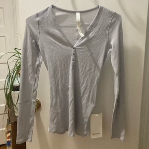 Lululemon XS Henley shirt light blue